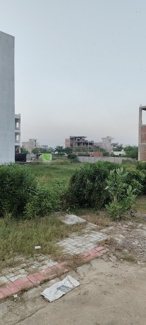  Plot – Exterior View View at Ansal Sushant Golf city, Sushant Golf City - for Sale
