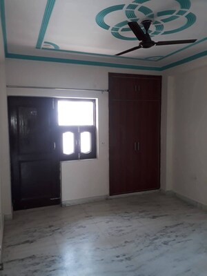 Room in 2 BHK Builder Floor at Chattarpur – for Rent