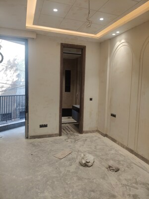 Building Lobby in 2 BHK Builder Floor at Jungpura Extension – for Sale