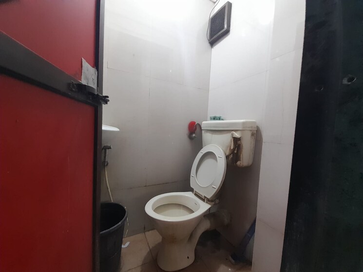 Other, goregaon east Commercial Office Space 375 Sq.Ft. In Goregaon East Mumbai 9559952