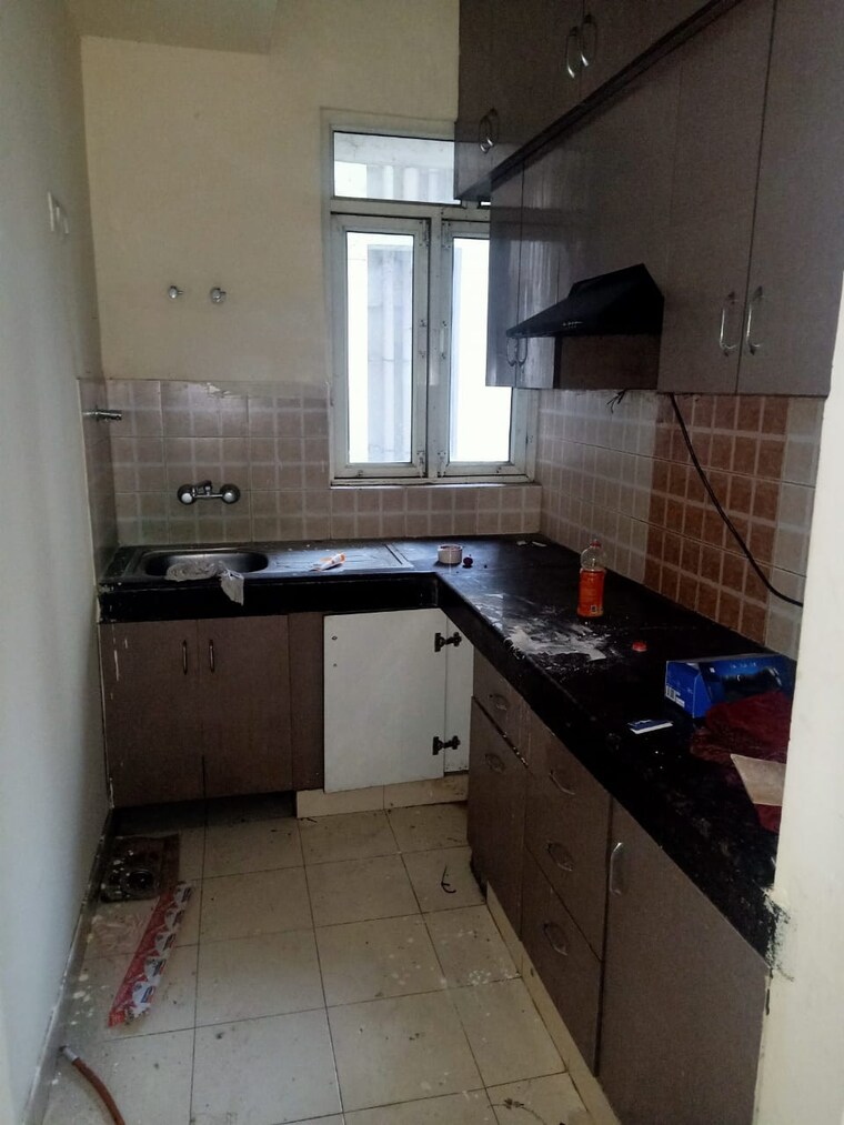 Kitchen, shree-vardhman-mantra 2 Bedroom 800 Sq.Ft. Apartment In Sector 67 Gurgaon 9559954