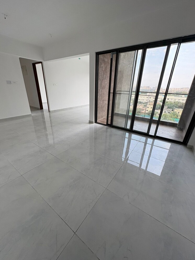 Room, mantra-mirari 3.5 Bedroom 1475 Sq.Ft. Apartment In Koregaon Park Pune 9559965