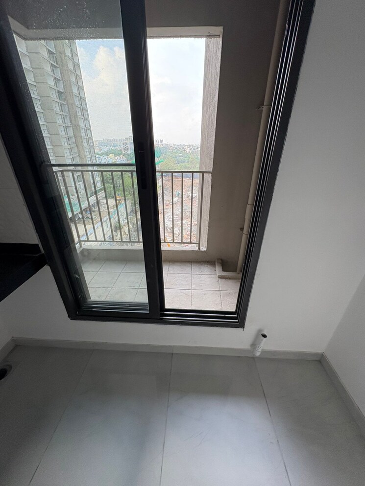 Room, mantra-mirari 3.5 Bedroom 1475 Sq.Ft. Apartment In Koregaon Park Pune 9559965