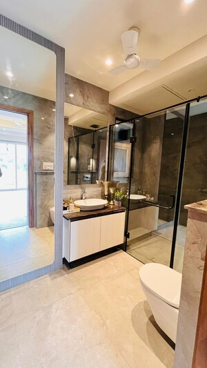 Kitchen in 4 BHK Builder Floor at BPTP Green Oaks, Sector 70a – for Sale