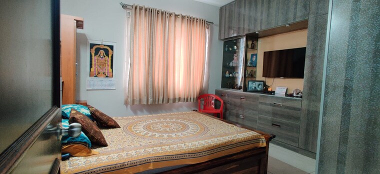 Bedroom, prestige-lakeside-habitat 3.5 Bedroom 2280 Sq.Ft. Apartment In Varthur Bangalore 9559973