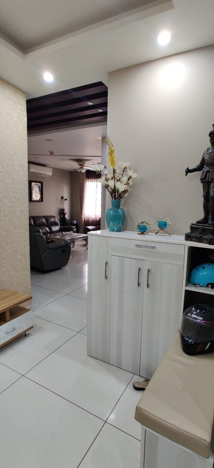 Kitchen, prestige-lakeside-habitat 3.5 Bedroom 2280 Sq.Ft. Apartment In Varthur Bangalore 9559973