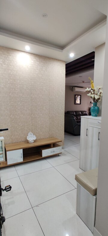 Furnished Amenities in 3.5 BHK Apartment at Prestige Lakeside Habitat, Varthur – for Sale