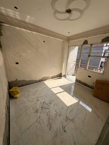 2 BHK Apartment For Sale in Sangam Vihar