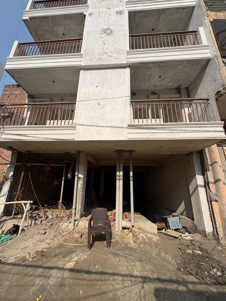 Exterior View, sangam vihar 2 Bedroom 55 Sq.Yd. Apartment In Sangam Vihar Delhi 9559980