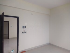 Room in 3 BHK Apartment at Manzil Classic, Puppalaguda – for Rent