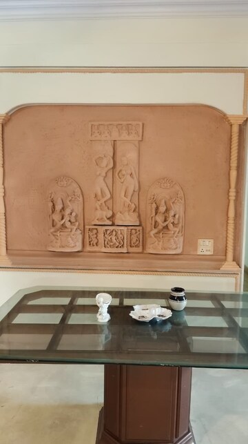 Living Room in 3 BHK Apartment at Hazratganj – for Rent