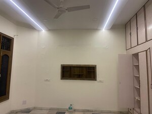 Room in 4 BHK Independent House at Sector 4 – for Sale