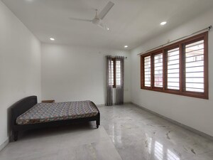 Room in 5 BHK Villa at Seven Hills Residency Gachibowli, Gachibowli – for Rent