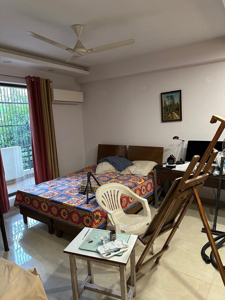 Bedroom, palam vihar 4 Bedroom 4615 Sq.Ft. Builder Floor In Palam Vihar Gurgaon 9560310