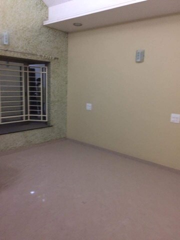 Room in 2 BHK Apartment at Dreams Rhythm, Bavdhan – for Rent