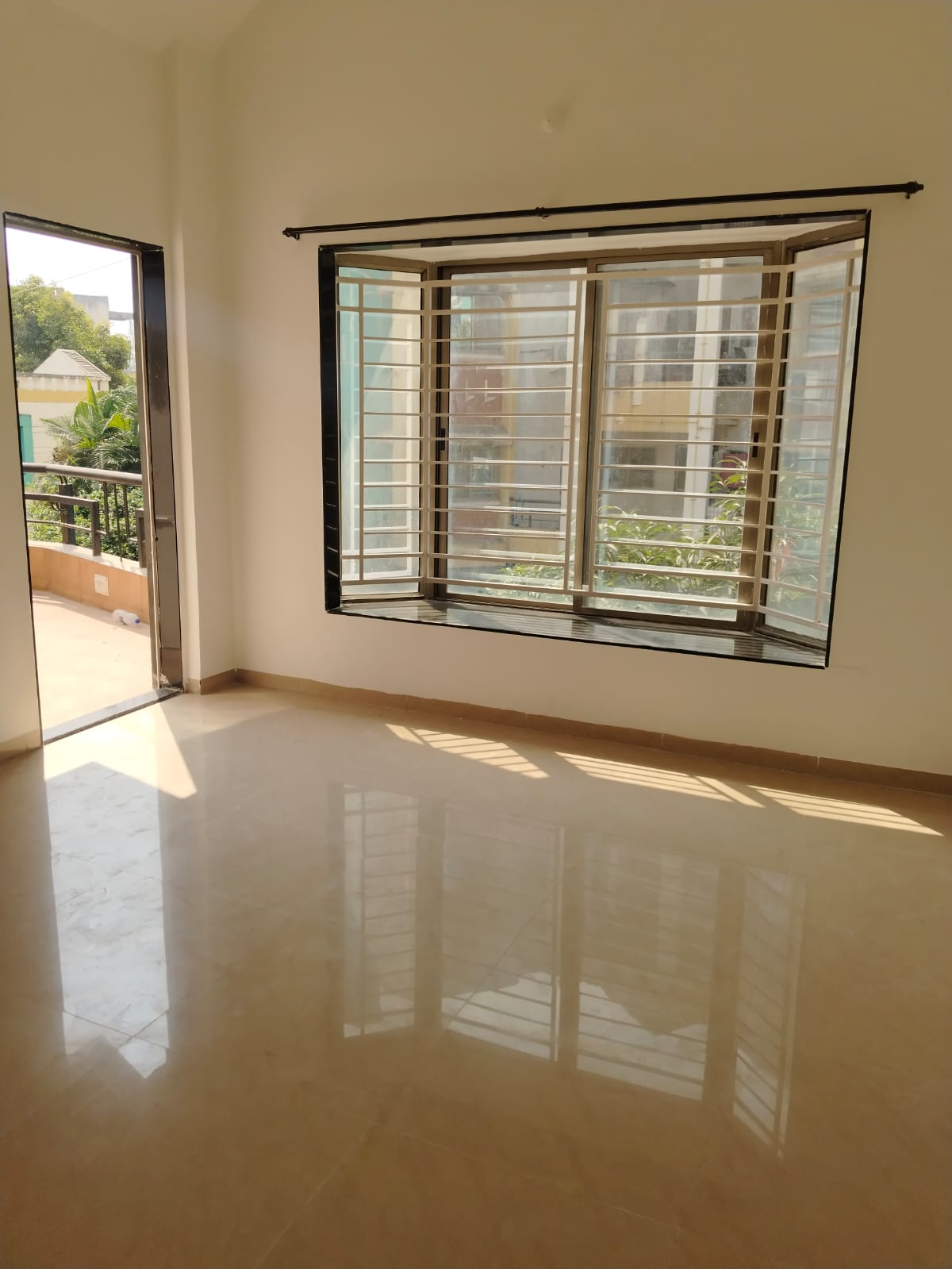2 BHK + Servant Room 1000 Sq.Ft. Apartment in Dreams Rhythm