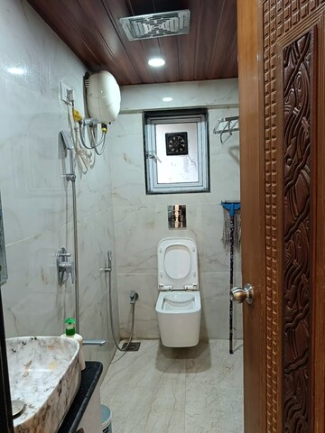 Bathroom in 2 BHK Apartment at Mantri Serene, Goregaon East – for Rent