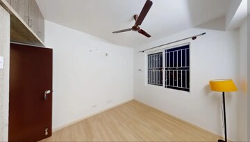 Room in 2.5 BHK Apartment at DLF Westend Heights New Town, Akshayanagar – for Sale