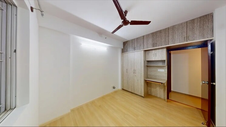 Room, dlf-westend-heights-new-town 2.5 Bedroom 1420 Sq.Ft. Apartment In Akshayanagar Bangalore 9560105