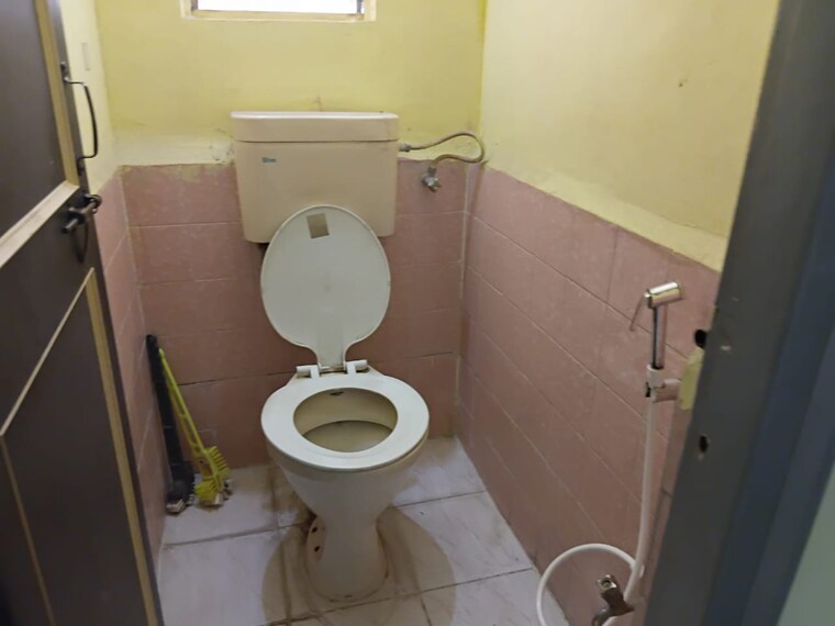 Bathroom, goel-ganga-hamlet 1 Bedroom 750 Sq.Ft. Apartment In Viman Nagar Pune 9560112