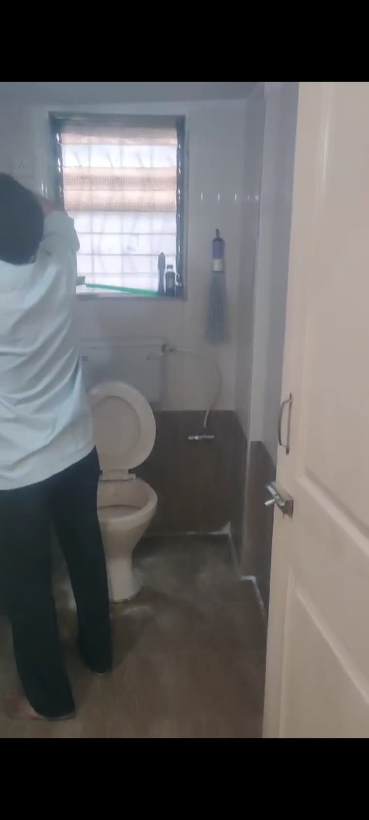 Bathroom, borivali east 1 Bedroom 420 Sq.Ft. Apartment In Borivali East Mumbai 9560186