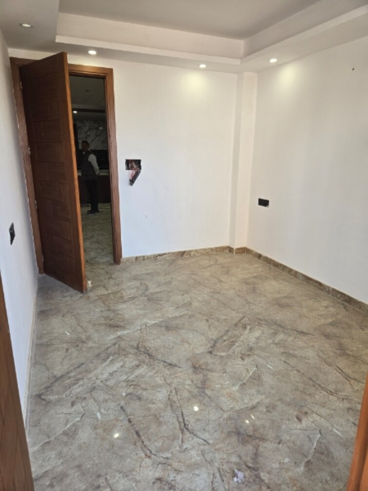 Cover Image, satbari 3 Bedroom 125 Sq.Yd. Builder Floor In Satbari Delhi 9560267