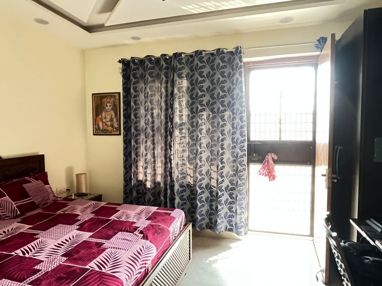 Bedroom, bptp-district-phase-2 4 Bedroom 260 Sq.Yd. Independent House In Sector 84 Faridabad 9560231