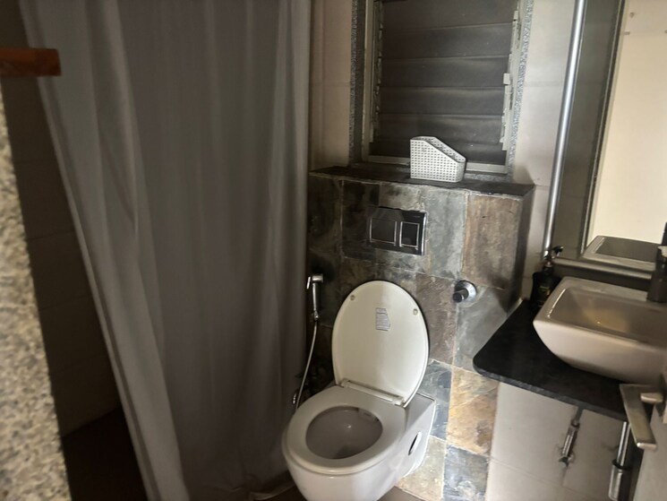 Bathroom, wadgaon sheri 2 Bedroom 880 Sq.Ft. Apartment In Wadgaon Sheri Pune 9560257