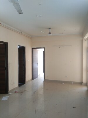 2 BHK Apartment For Rent in Supertech Ecovillage II, Sector 16b Greater Noida