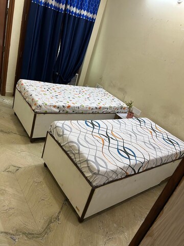 Room in  Pg at Sector 30 – for Rent