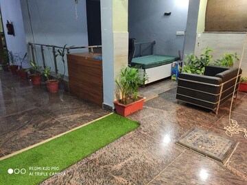 Room in  Pg at Sector 30 – for Rent