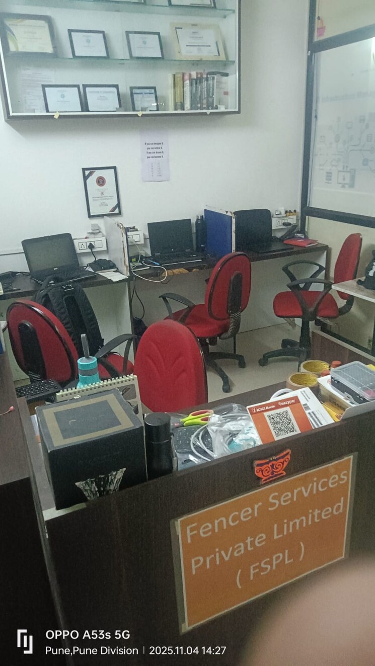 Team Area, deccan gymkhana Commercial Office Space 350 Sq.Ft. In Deccan Gymkhana Pune 9560431