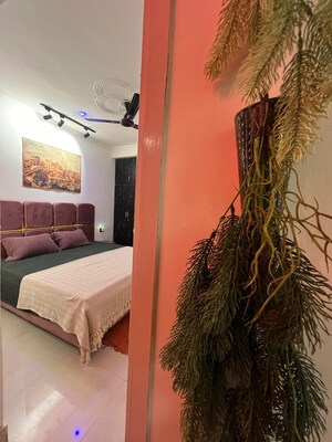 Bedroom in 2 BHK Builder Floor at Saket – for Rent