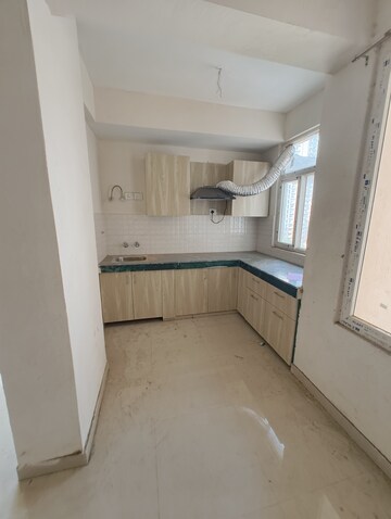 Building Lobby in 2 BHK Apartment at Shree Vardhman Green Court, Sector 90 – for Sale