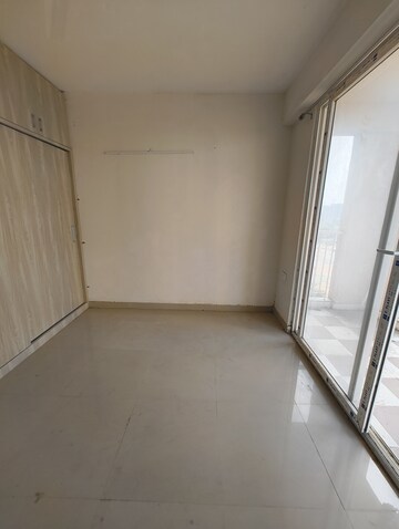 Room in 2 BHK Apartment at Shree Vardhman Green Court, Sector 90 – for Sale