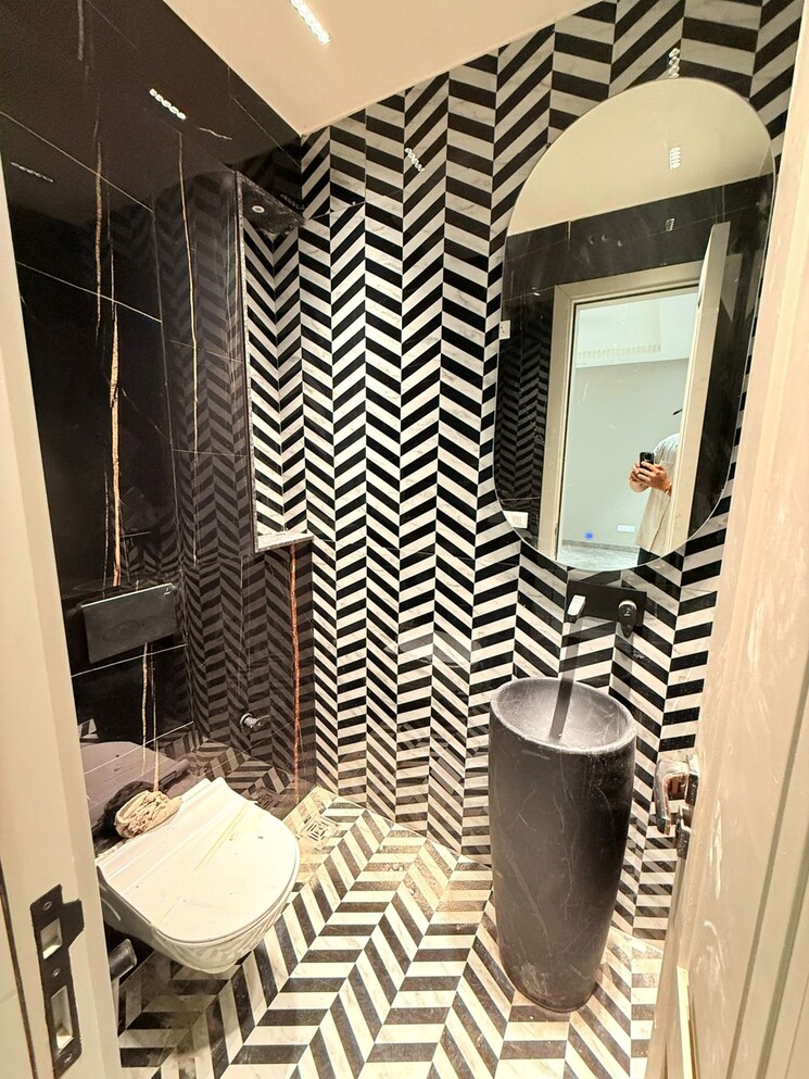 Bathroom, ansal-sushant-lok-i 3 Bedroom 215 Sq.Ft. Builder Floor In Sector 43 Gurgaon 9560480