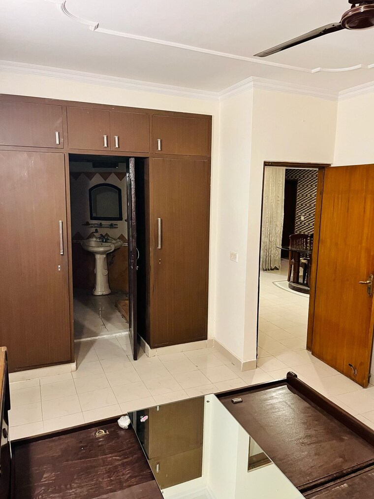 Kitchen, ansal-sushant-lok-i 3 Bedroom 250 Sq.Ft. Builder Floor In Sector 43 Gurgaon 9560544