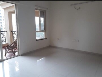 Room in 2 BHK Apartment at Nyati Equatorial, Bavdhan – for Rent
