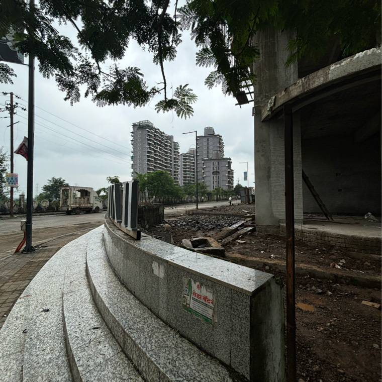 Balcony, titwala Commercial Shop 304 Sq.Ft. In Titwala Thane 9560554