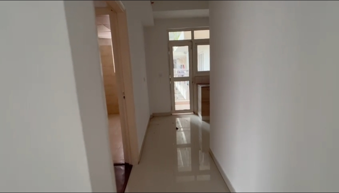 3 BHK + Study Room 2001 Sq.Ft. Apartment in Godrej Icon