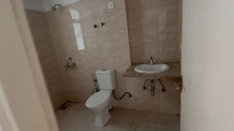 Bathroom, godrej-icon 3 Bedroom 2001 Sq.Ft. Apartment In Sector 88a Gurgaon 9560733