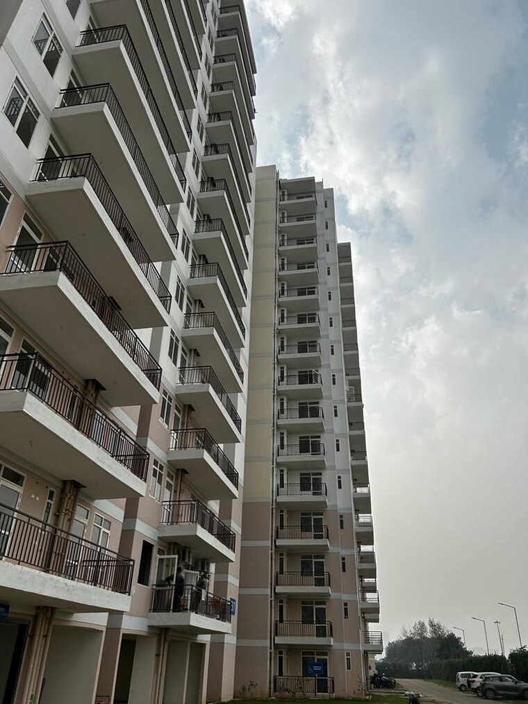 Exterior View, suncity-avenue-76 2 Bedroom 682 Sq.Ft. Apartment In Sector 76 Gurgaon 9560601