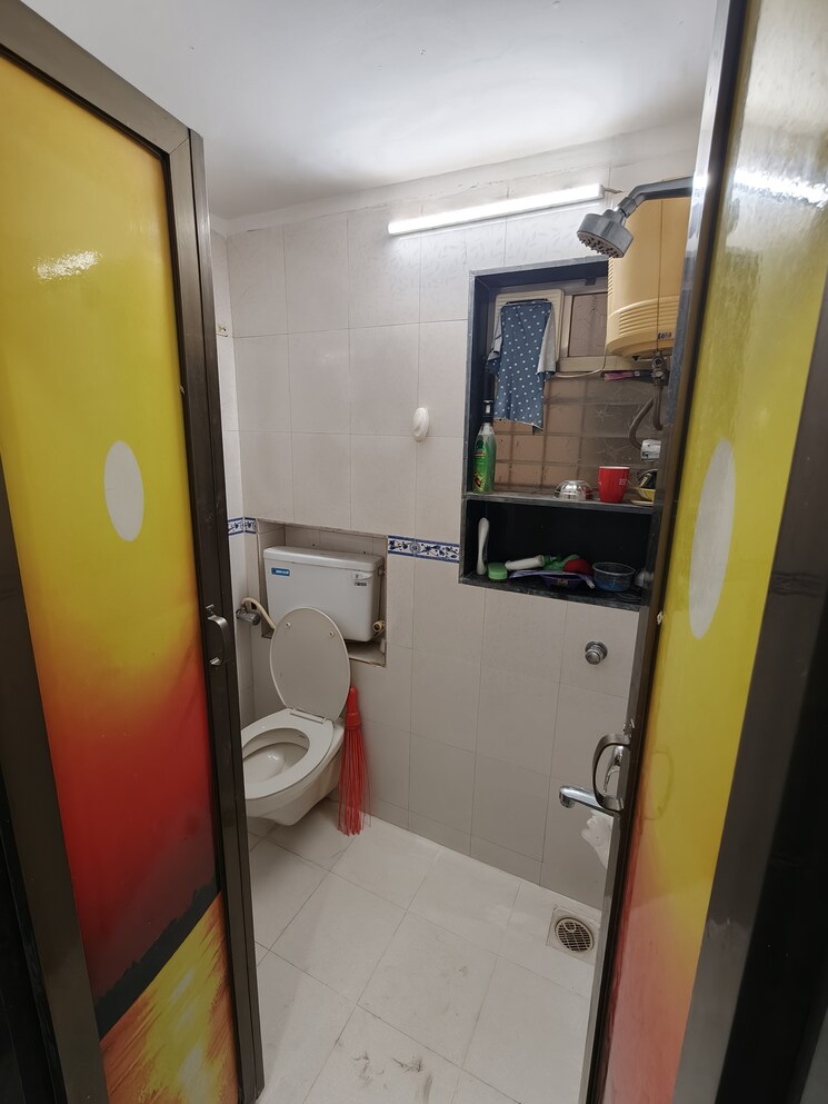 Attached Bathroom, dheeraj-enclave 1 Bedroom 545 Sq.Ft. Apartment In Borivali East Mumbai 9560651