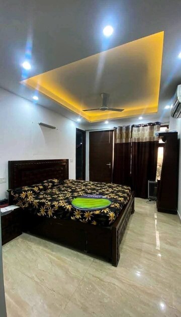 Bedroom in 2 BHK Builder Floor at Chattarpur – for Rent