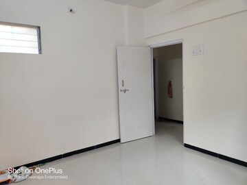 Room in 2 BHK Apartment at Godrej Urban Park, Chandivali – for Rent