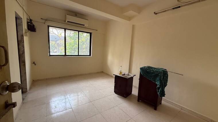 Living Room, ratna-samuha-chs 2 Bedroom 600 Sq.Ft. Apartment In Andheri West Mumbai 9560766