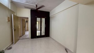 Room in 2 BHK Apartment at Ratna Samuha CHS, Andheri West – for Rent