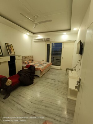 Living Room in 5 BHK Builder Floor at Sector 15 – for Rent