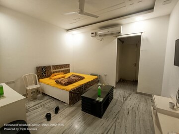 5 BHK Builder Floor For Rent in Sector 15