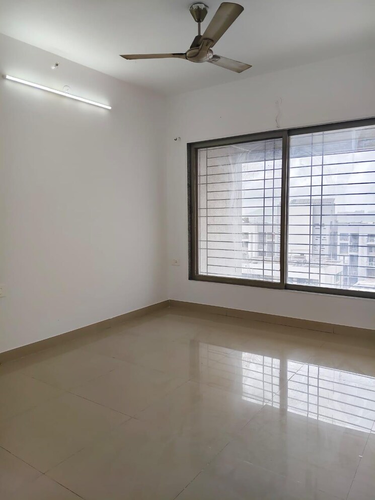 Room, kalyani nagar 3 Bedroom 1250 Sq.Ft. Apartment In Kalyani Nagar Pune 9560626